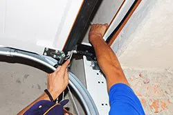 Metro Garage Door Repair Service Indianapolis, IN 317-623-0286 - repair-side